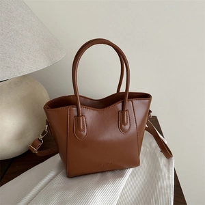 Women's Korean Fashion PU Leather Bucket Bag Minimalist Letter Embossed Crossbody Handbag With Adjustable Strap Daily Bag