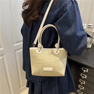 Women Pastoral Straw Woven Bucket Bag Niche Design Contrast Color Handheld Shoulder Crossbody Bag With PU Leather Trim