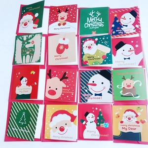Set di 16 biglietti di auguri natalizi con motivi assortiti e buste rosse