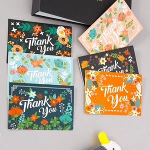 Juego de tarjetas de agradecimiento florales en acuarela con variados diseños botánicos