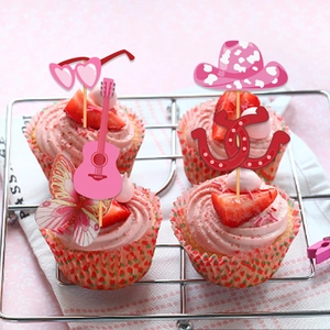 Set de adornos para cupcakes disco con sombrero de vaquero rosa, guitarra y gafas