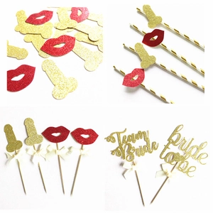 Kit Décoration Enterrement Vie Jeune Fille Lèvres Pailletées Formes Originales Cake Toppers Pailles et Confettis pour Mariage