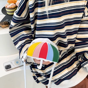 Schicke Regenbogen-Umhängetasche mit buntem Patchwork und verstellbarem weißem Riemen