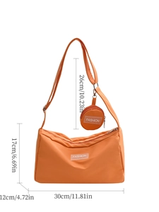 Detail der orangefarbenen Dumpling Bag mit Maßen und passender runder Geldbörse