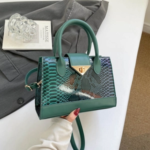 Vintage Women PU Leather Handbag Crocodile Pattern Crossbody Bag Fashion Snake Print Shoulder Bag Metal Lock Messenger Bag