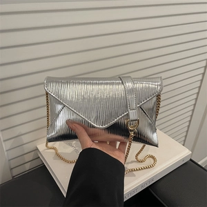 Metallic Envelope Clutch Bag For Women Gold Silver Water Ripple Texture Evening Party Shoulder Bag With Metal Chain Strap
