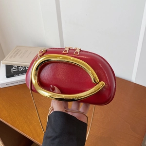 Mode Vintage PU Leder Metallkette Umhängetasche Für Damen Glänzende Lack Quadratische Schultertasche Handtasche Mit Ringgriff