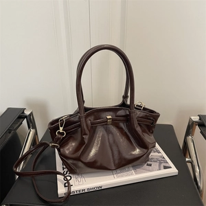 Borsa a Secchiello Plissettata da Donna in Pelle PU Lucida Con Fibbia Dorata Borsa a Tracolla per il Pendolarismo Quotidiano