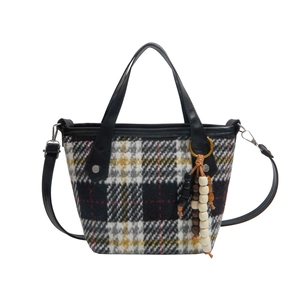 Borsa tote vintage a scacchi in tessuto con manici in pelle nera, vista frontale