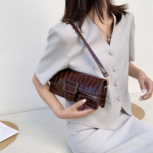 Retro dark brown crocodile pattern baguette shoulder bag with gold buckle hardware