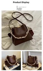 Détails du sac seau rétro marron café avec foulard floral et bandoulière en chaîne