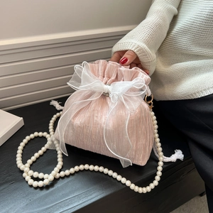 Women Pleated Nylon Drawstring Bucket Bag Artificial Pearl Chain Organza Bow Elegant Shoulder Bag For Party Dating Daily Jewelry