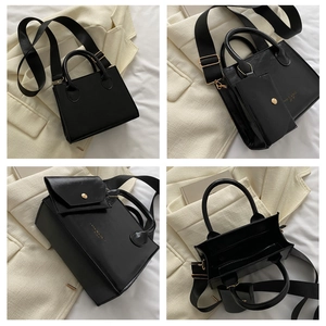 Détails du sac cabas en cuir verni noir avec pochette assortie et imprimé doré élégant