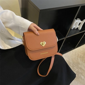 Sac Bandoulière Femme Petit Carré en Cuir PU Minimaliste Avec Verrou en Forme de Cœur Doré Mode Impression de Lettres