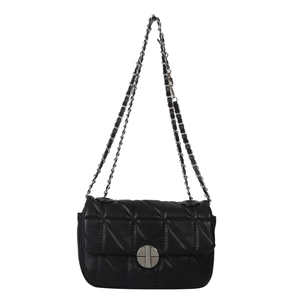 Sac à bandoulière matelassé noir classique avec fermoir rotatif argenté et motif en V
