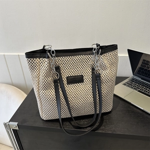 Large Capacity Woven Straw Tote Bag With PU Leather Trim And Metal Chain Shoulder Strap Women Fashion Casual Handbag