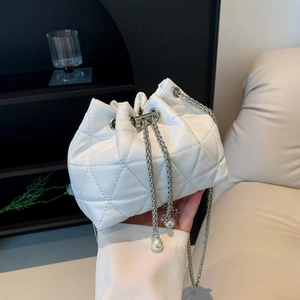 Women Fashion Quilted PU Leather Bucket Bag With Artificial Pearl Drawstring Silver Metal Chain Shoulder Crossbody Bag Daily Purse