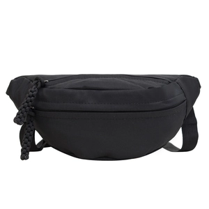 Sac de poitrine minimaliste en nylon noir avec double fermeture éclair et sangle sport