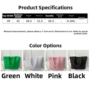 Specifiche dimensionali e opzioni colore per la borsa tote trapuntata in piuma