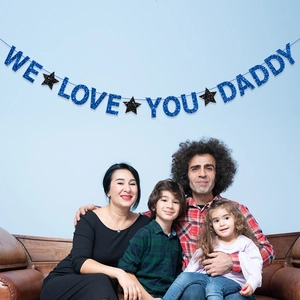 Μπλε γκλίτερ πανό WE LOVE YOU DADDY με αστέρια για διακόσμηση γιορτής του πατέρα