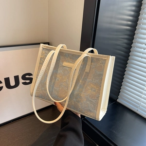 Sac cabas chic en jacquard bleu fleuri avec chaîne de perles et poignées en cuir