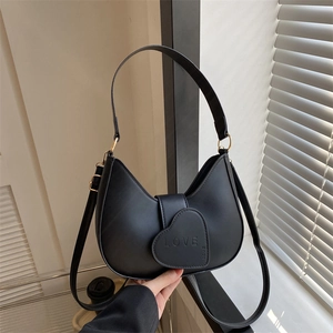 Sac à Épaule Demi-Lune Femme Cuir PU Rabat Coeur LOVE Gauffré Sac Bandoulière Petit Sac à Main Mode Pour Usage Quotidien