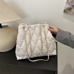 Women Quilted Rhombic Tote Bag PU Leather Gold Chain Shoulder Strap Large Capacity Commute Fashion Underarm Bag Simple