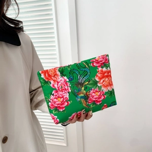 Ethnic πράσινη τσάντα clutch με κέντημα παιώνιας και φοίνικα για γυναικεία μόδα