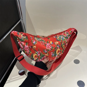 Damen Traditioneller Chinesischer Blumendruck Nylon Umhängetasche Retro Pfingstrose Muster Teigtaschen Halbmond Schultertasche