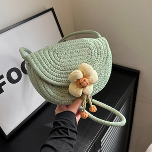 Women Straw Woven Shoulder Bag Floral Handmade Saddle Bag Beach Vacation Fashion Crossbody Bag For Girls Summer Style