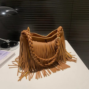 Women Bohemian Tassel Tote Bag Litchi Grain PU Leather Large Capacity Shoulder Bag With Braided Strap Fringe Handbag