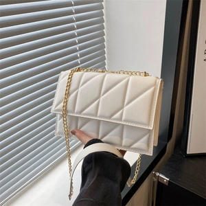 Women Shoulder Bag PU Leather Quilted Rhombic Pattern Gold Chain Strap Crossbody Bag Small Square Bag For Daily Trendy Women Handbag