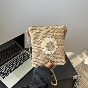 Summer Women Woven Straw Crossbody Bag Small Square Daisy Flower Handbag Casual Beach Vacation Mobile Phone Bag With Strap