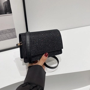 Funkelnde schwarze Pailletten Umhängetasche für Damen mit Überschlag und Lederriemen
