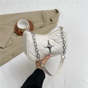 Women Quilted Underarm Bag PU Leather Metal Star Decor Chain Shoulder Bag Fashion Street Style Small Daily Bag