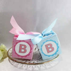 Baby Shower Candy Box Square Paper Gift Packaging With Satin Ribbon Bow Polka Dot Letter B Gender Reveal Party Favor Case