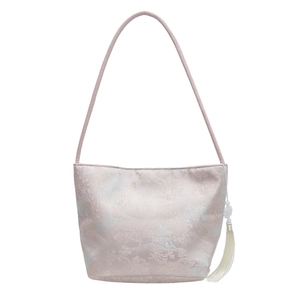 Elegante Tasche im chinesischen Stil mit Seidenstickerei und weißer Quastendekoration