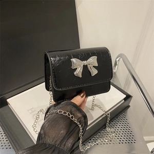 Women Mini Bow Square Chain Crossbody Bag PU Leather Metallic Small Shoulder Bag Fashion Street Style Sweet Evening Purse