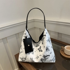 Women Butterfly Print Tote Bag Large Capacity PU Leather Shoulder Bag And Mini Hanging Pouch Casual Underarm Bag For Daily Travel