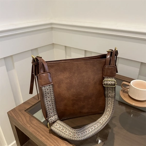 Women Vintage PU Leather Tote Bag Large Capacity Shoulder Bag With Wide Jacquard Strap Fashion Bucket Bag Includes Sub Bag