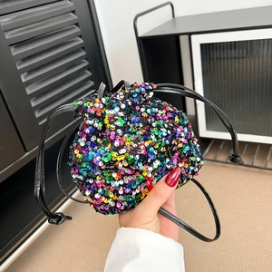 Sac Seau à Paillettes pour Femmes Cordon de Serrage Étincelant Sac à Bandoulière en Velours Petite Pochette pour Fête Mariage Mode