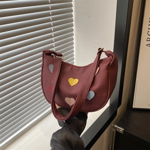 Women Fashion Heart Applique Hobo Bag Large Capacity PU Leather Shoulder Bag Casual Heart Print Underarm Bag For Daily Use