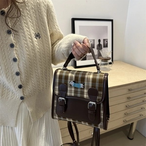 Sac à main écossais britannique avec broderie de chiot et bandoulière réglable chic