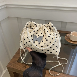 Women Polka Dot Drawstring Bucket Bag Artificial Pearl Handle Metal Butterfly Decor Chain Shoulder Bag Fashion Sweet Crossbody Handbag