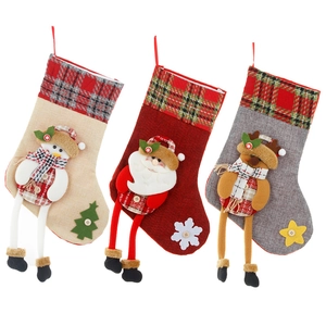 Lot de chaussettes de Noël en lin avec figurines 3D de Père Noël, bonhomme et renne