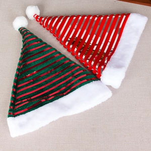 Bonnets de Noël en velours rayé avec fourrure blanche en rouge, vert et argent