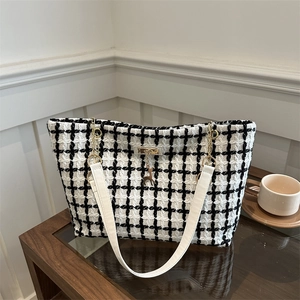 Sac Fourre-Tout Vintage en Tweed à Carreaux pour Femmes Sac à Épaule Élégant Grande Capacité Avec Chaîne Dorée et Cerf
