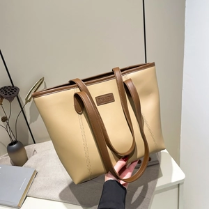 Large Capacity Women PU Leather Tote Bag Minimalist Solid Color Shoulder Bag Urban Commute Handbag With Letter Label Zipper