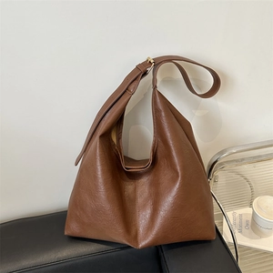 Vintage Commuter Large Capacity Shoulder Bag Retro PU Leather Hobo Tote Bag For Women Solid Color Casual Underarm Handbag