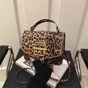 Sac à main chic à imprimé léopard avec boucle en métal doré et bandoulière réglable pour femme